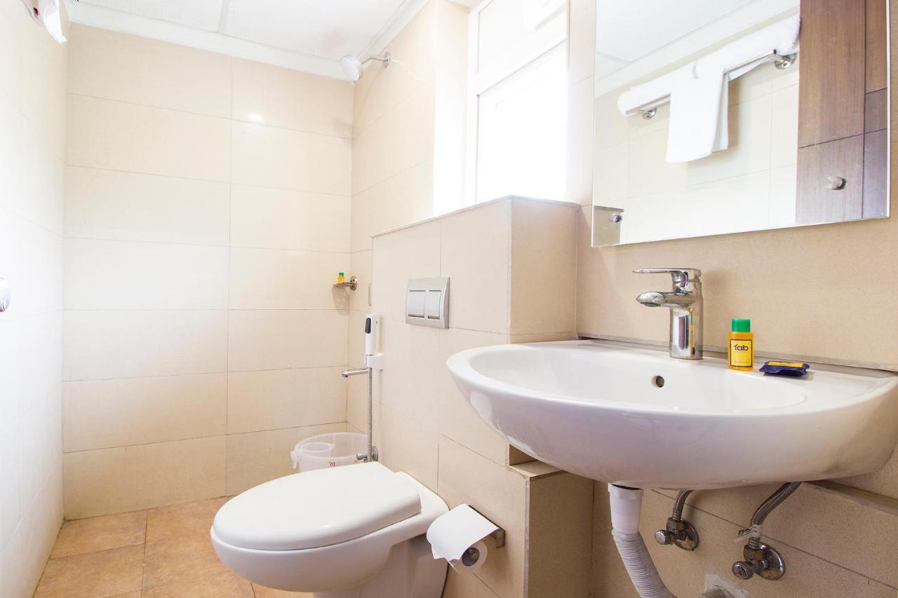 Fabhotel Limestone Aura Hyderabad Eksteriør billede